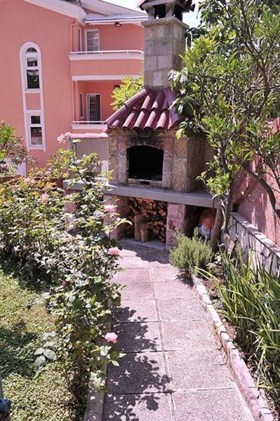 Vila Mila Petrovac Exterior foto